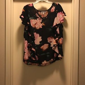 Jennifer Lopez black floral polyester blouse